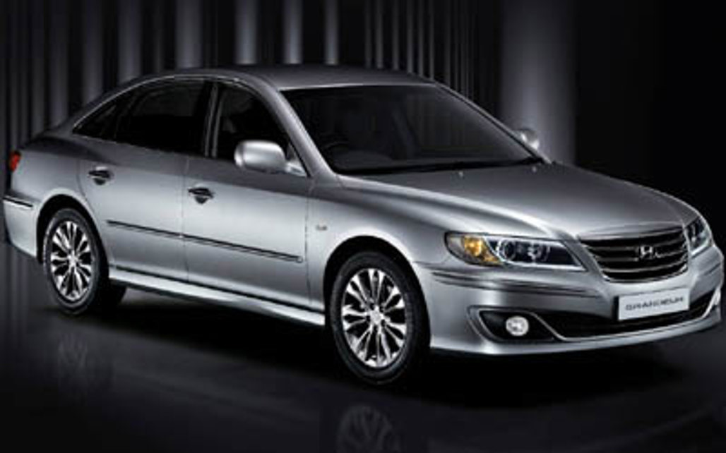 HYUNDAI GRANDEUR 2010 4-Door Sedan