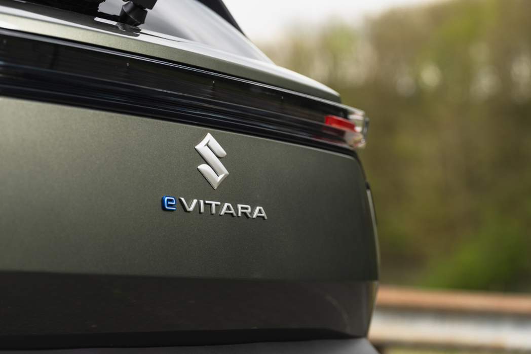 Suzuki e Vitara 2WD.