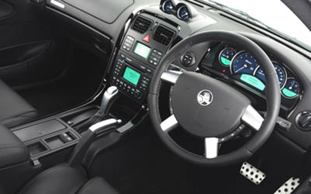 HOLDEN MONARO 2005 2-Door Sedan