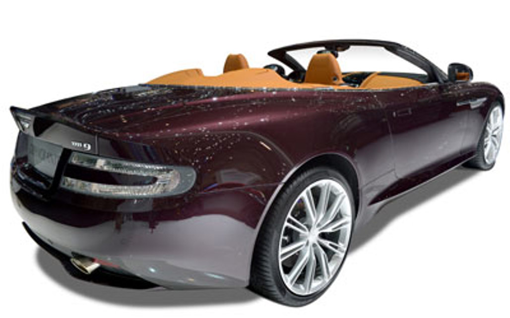 ASTON MARTIN DB9 2016 2-Door Sports