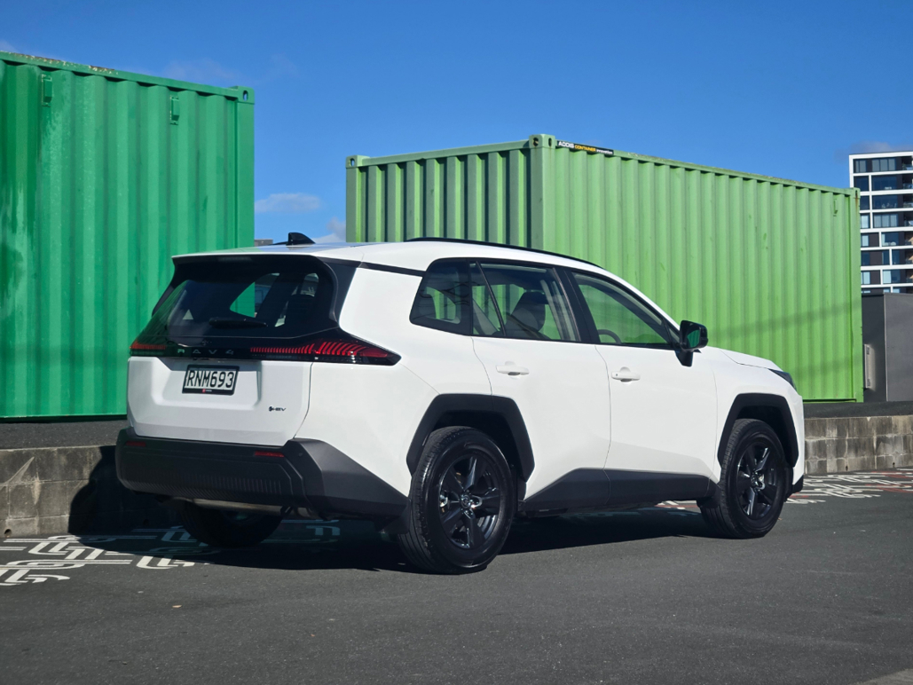 Toyota RAV4 GX FWD.