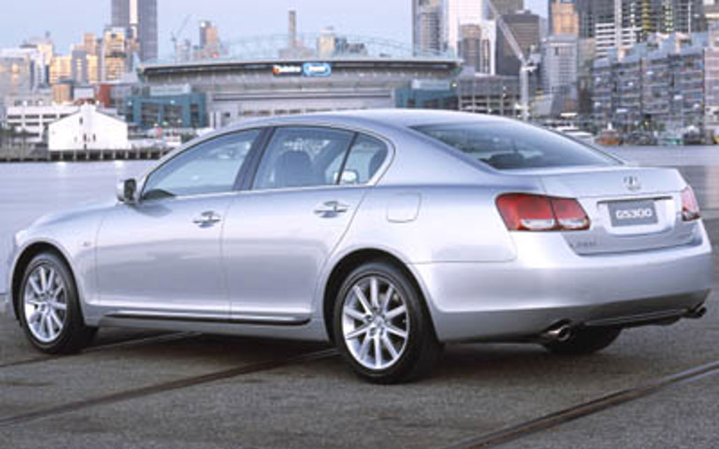 LEXUS GS 300 2005 4-Door Sedan