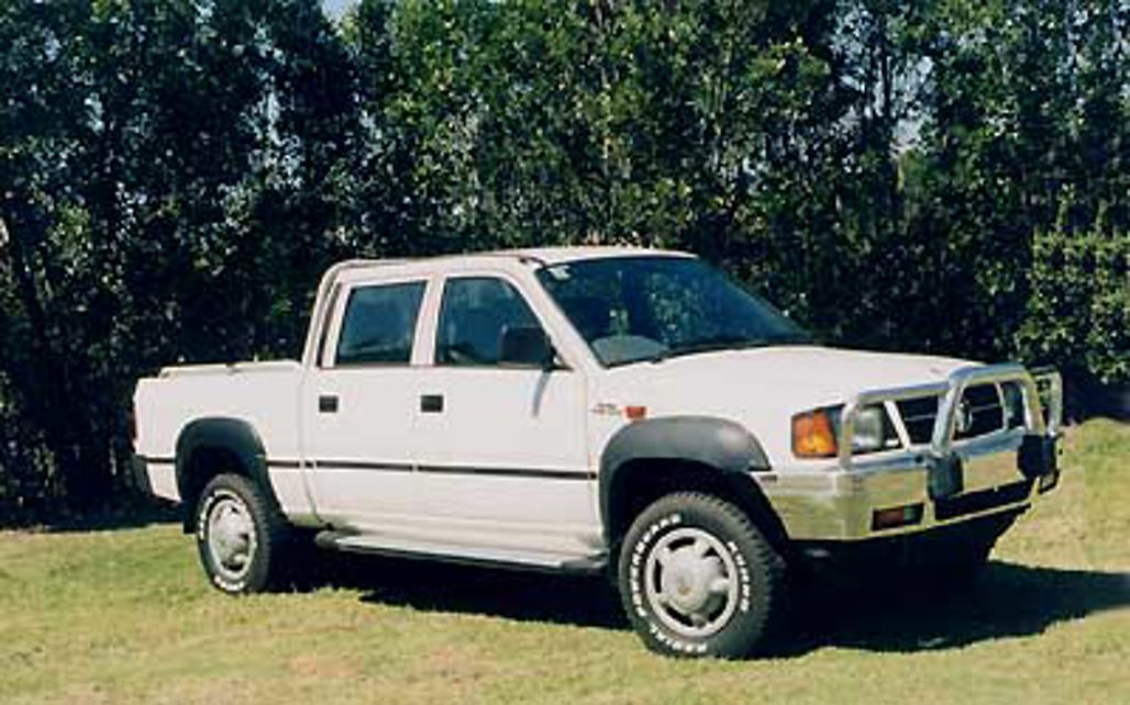 TATA TELCOLINE 1998 4-Door Ute