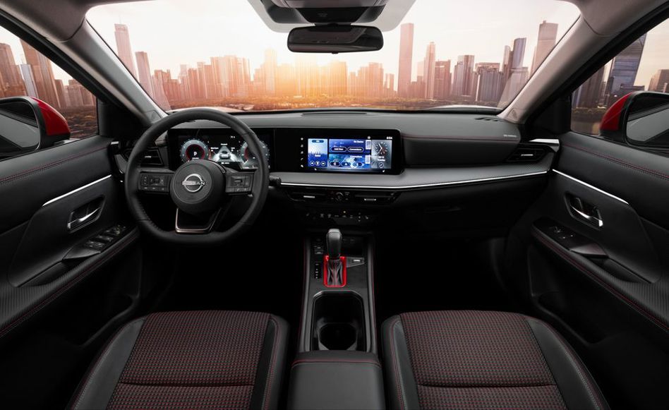 2025 Nissan Kicks interior