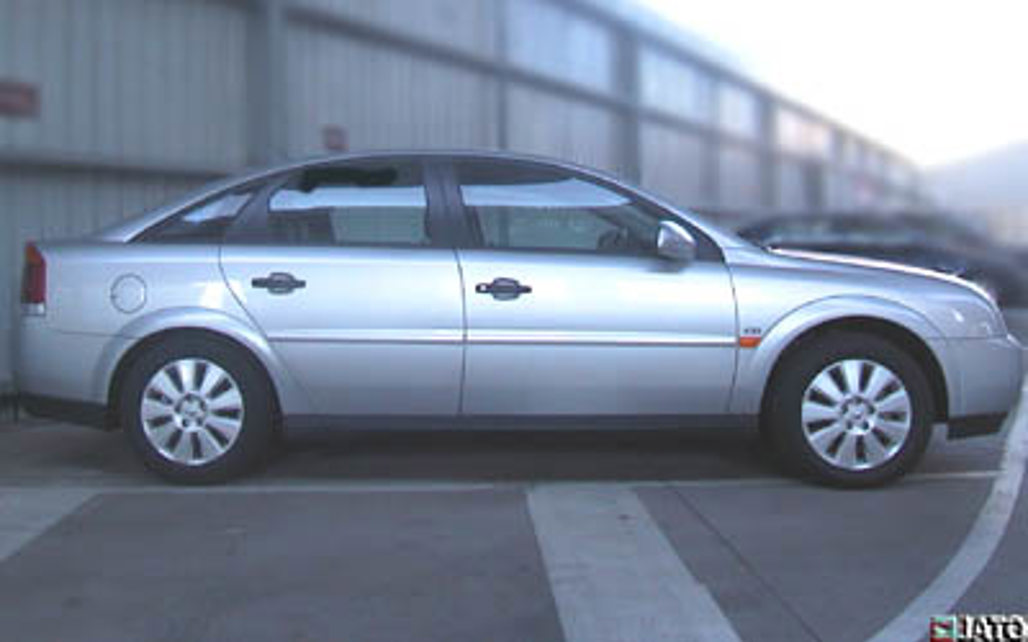 HOLDEN VECTRA 2006 5-Door Hatchback 5HA CD_