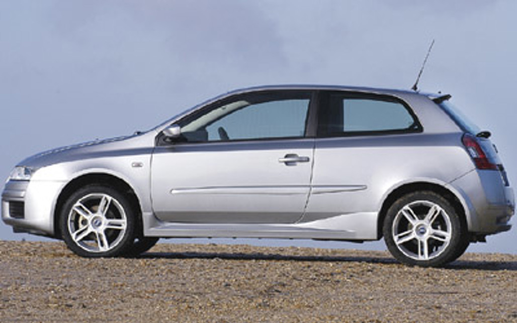 FIAT STILO 2005 3-Door Hatchback 3HA ABARTH_
