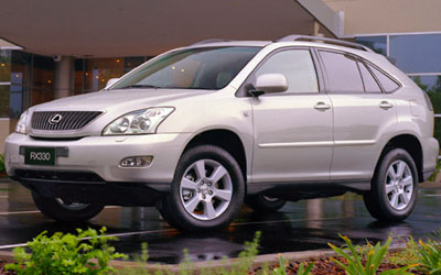 A LEXUS RX 330 vehicle
