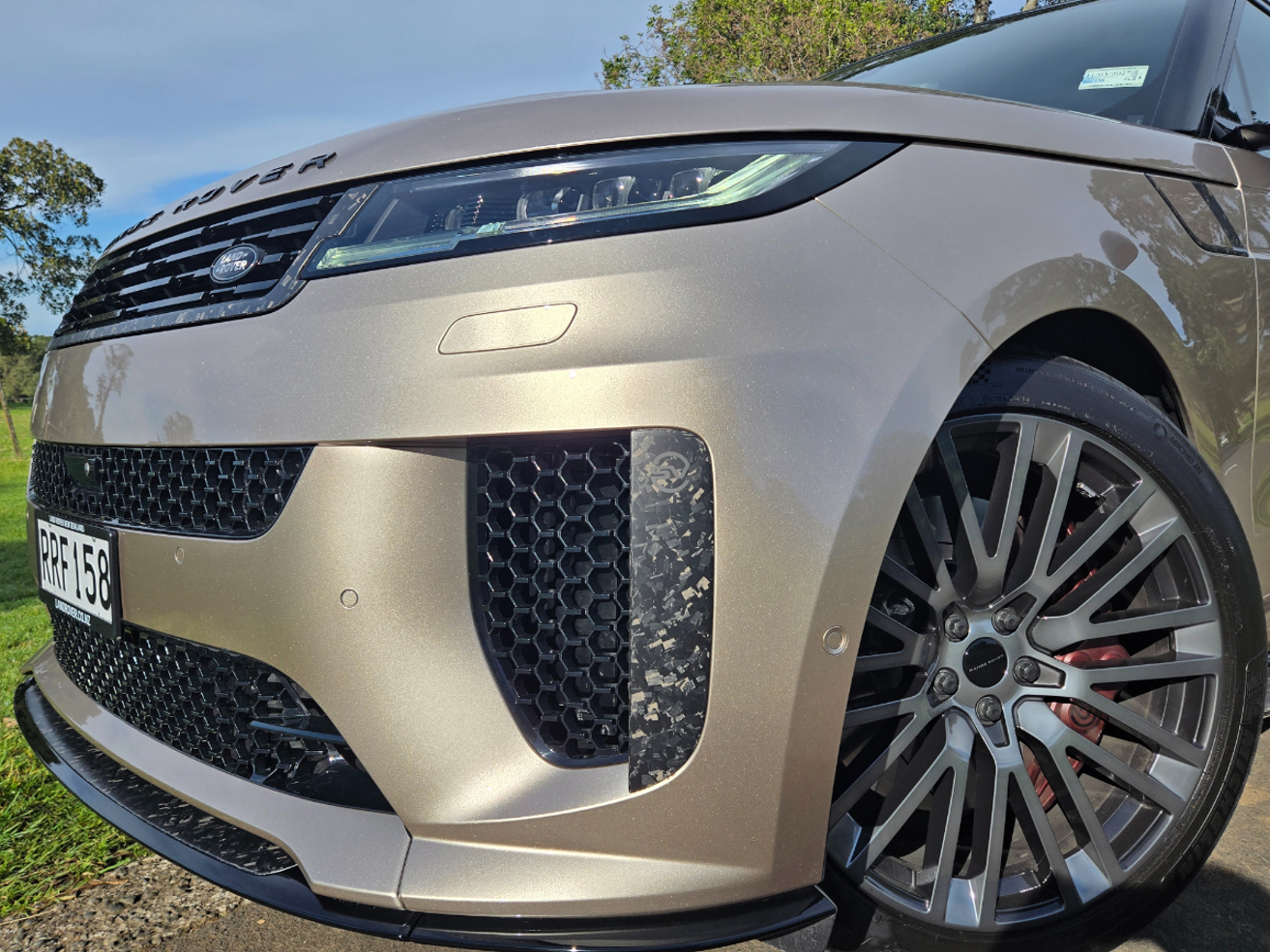 Range Rover Sport SV.