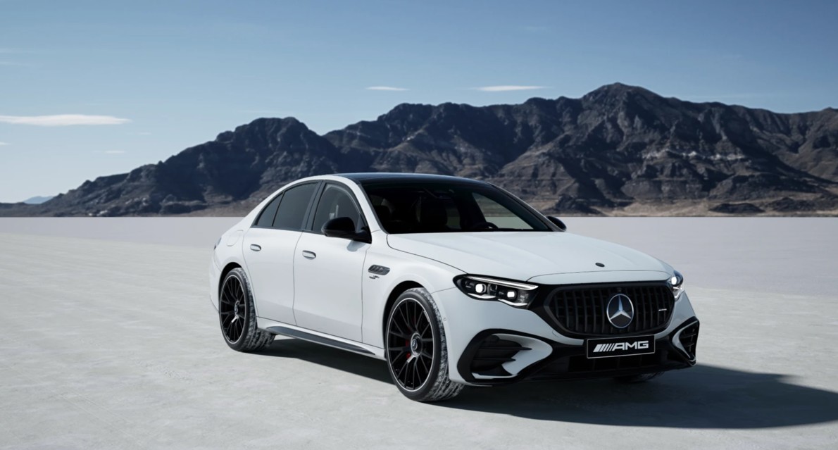 Mercedes-AMG E 53 Hybrid Dark Carbon Edition Opal