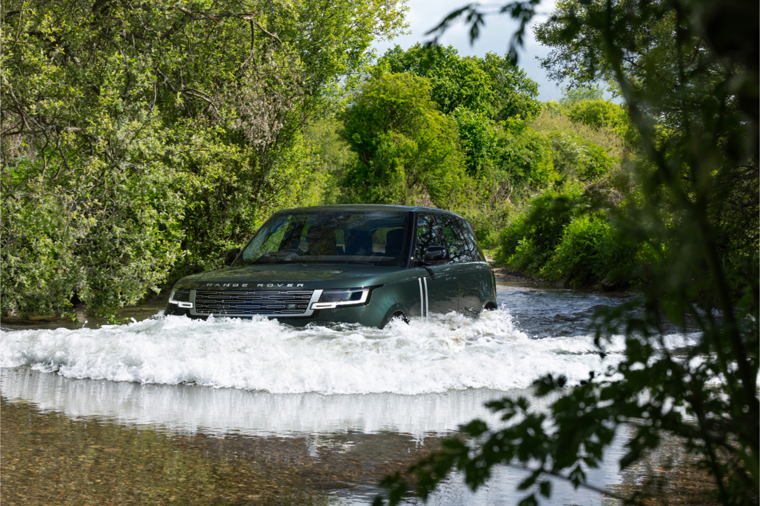 Range Rover Electric.