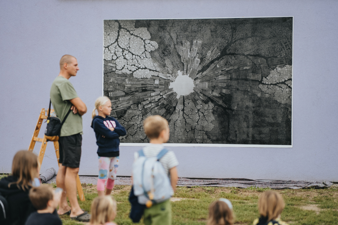 ABB robot AI street art.