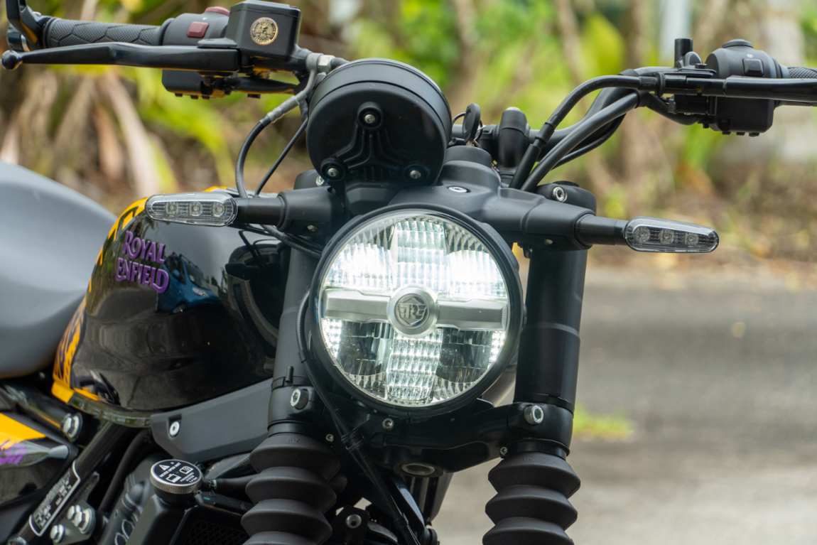 Royal Enfield Guerrilla 450.