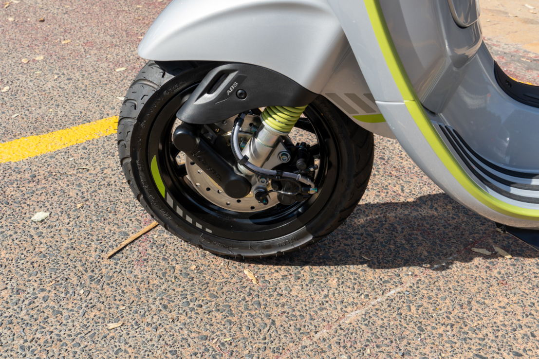 Vespa Sprint Tech 150.