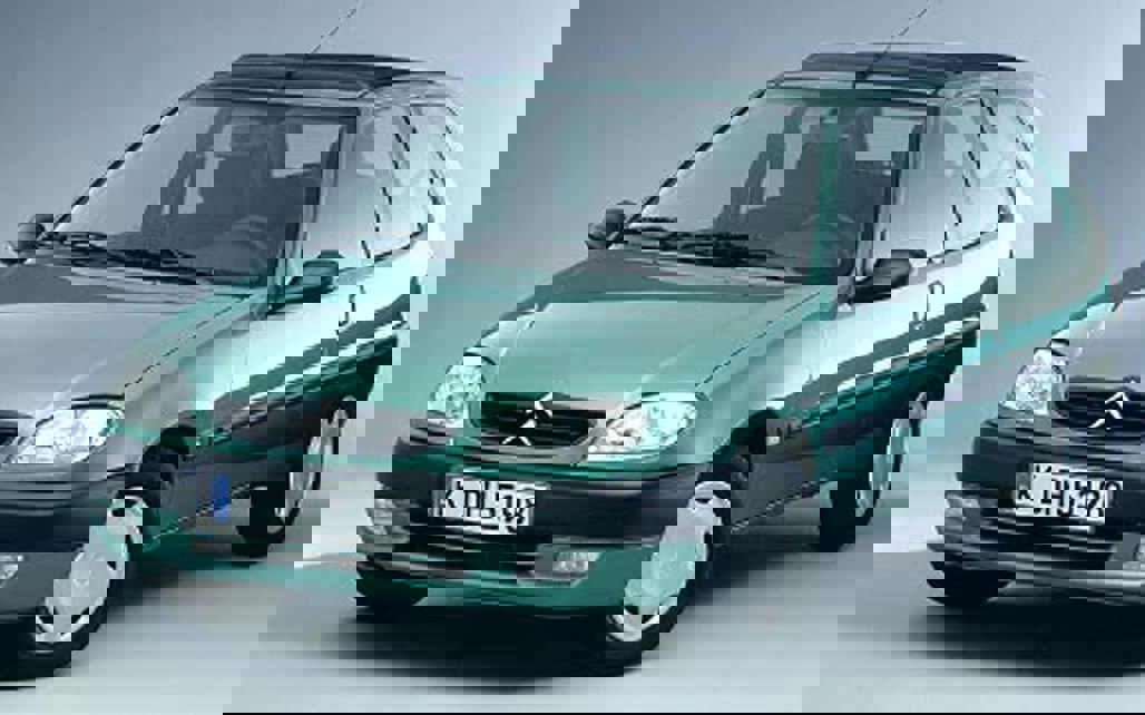 CITROEN SAXO 2000 3-Door Hatchback