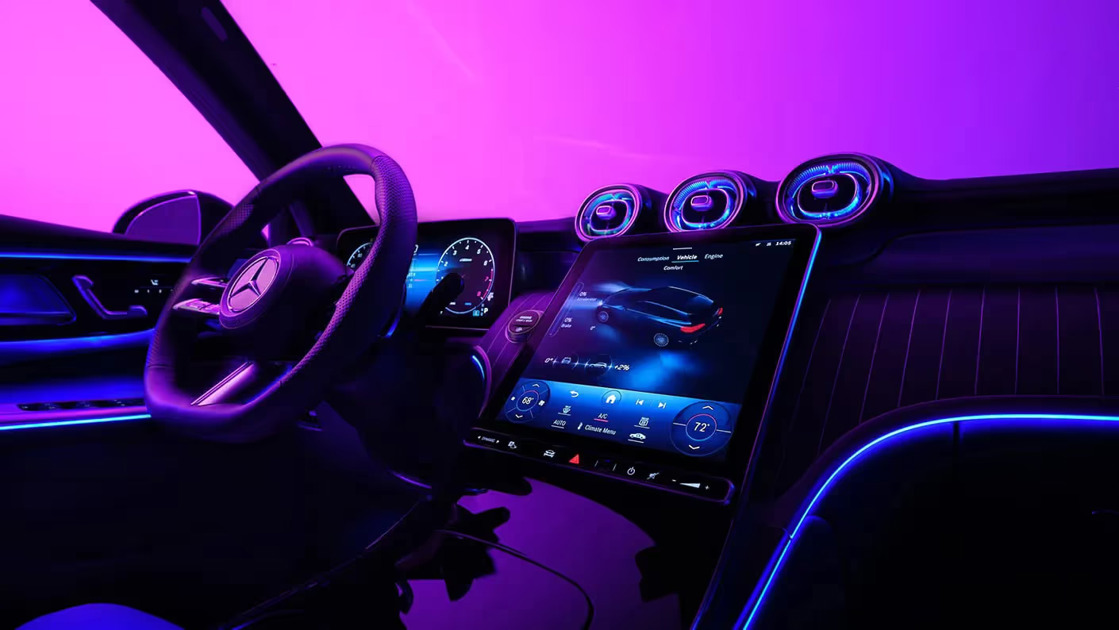 Mercedes-Benz ambient lighting