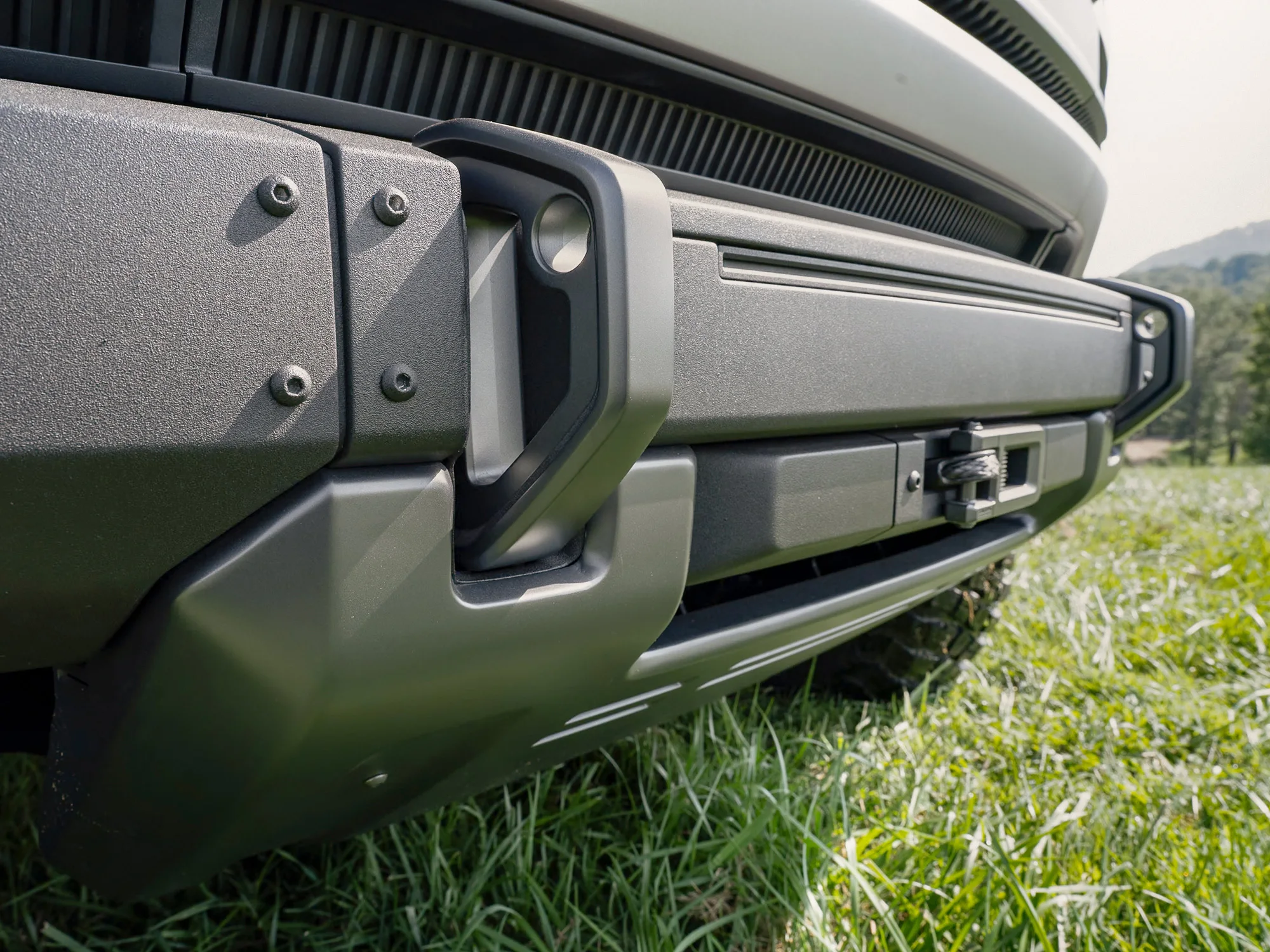 Scout Traveler Trail-Ready front bumper and tow hardware.