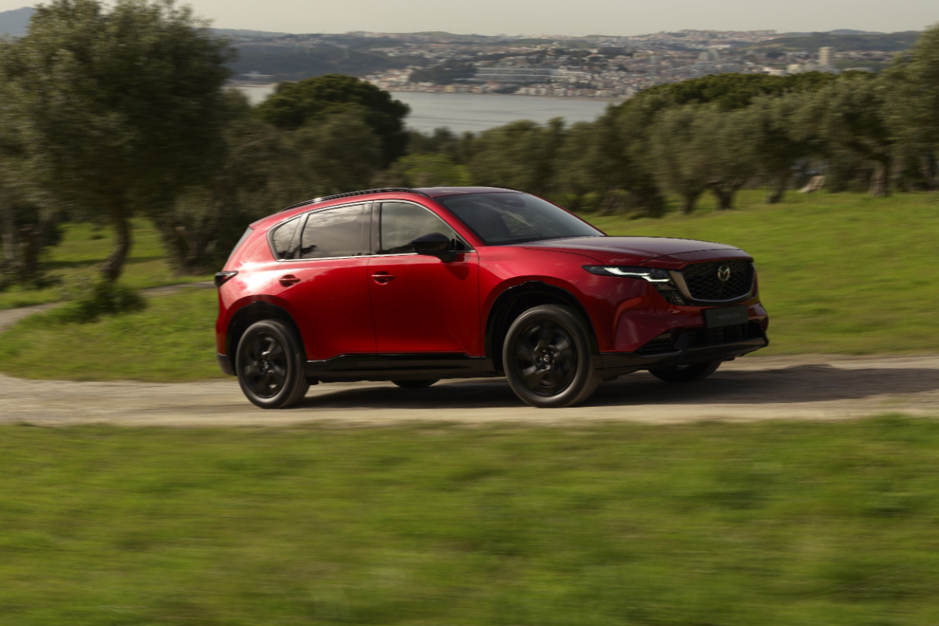Mazda CX-5.