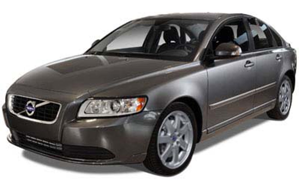 VOLVO S40 2012 4-Door Sedan