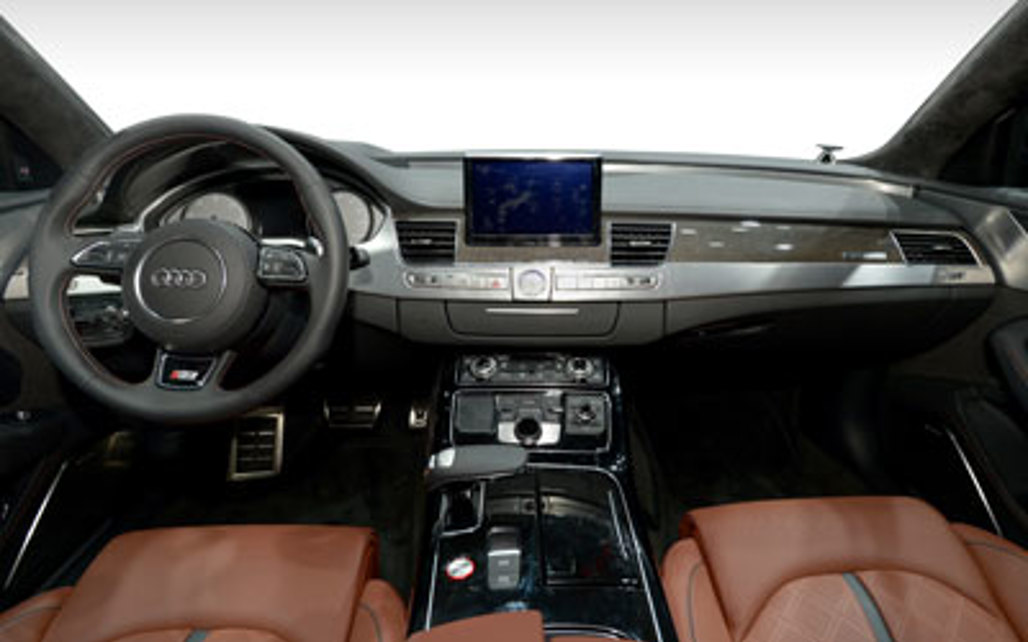 AUDI S8 2018 4-Door Sedan