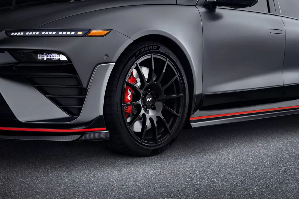 Hyundai Ioniq 6 N carbon kit