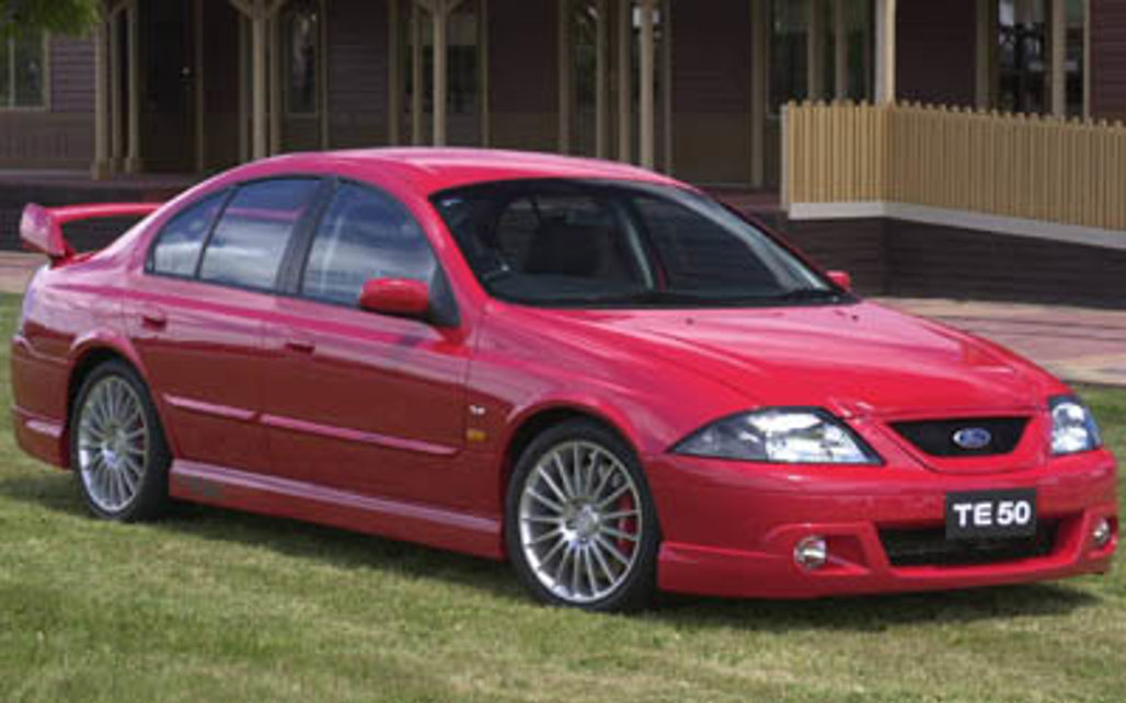 FORD T-SERIES 2001 4-Door Sedan  4SA 5.