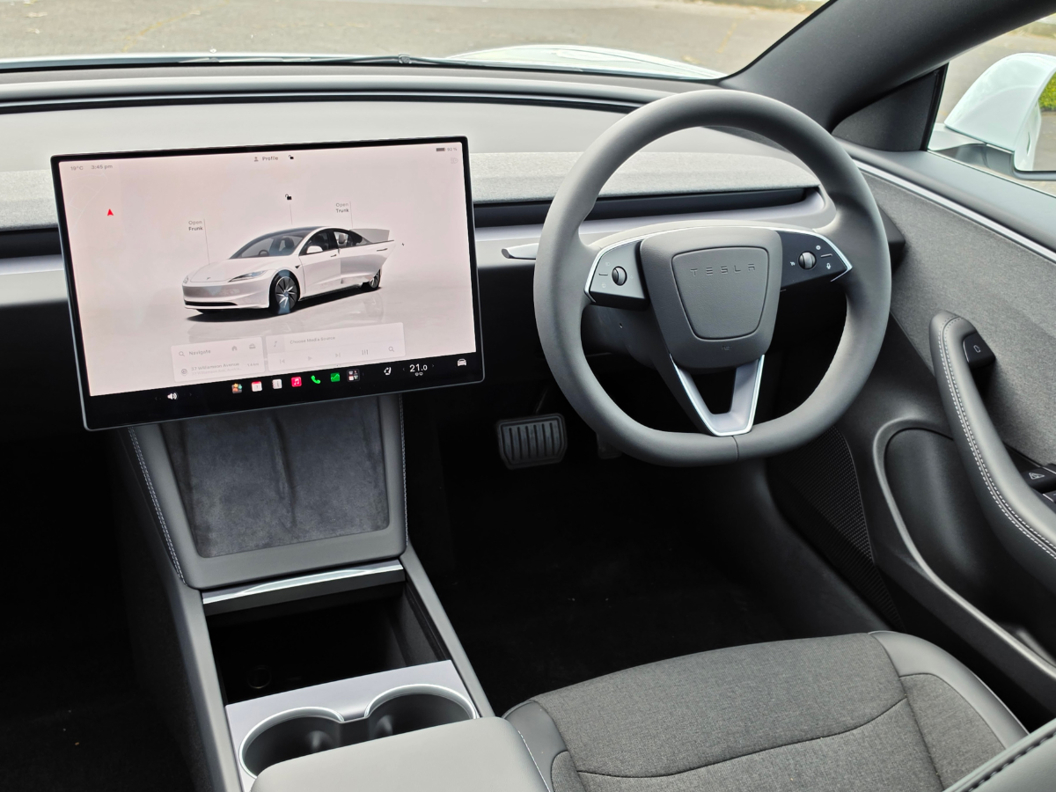 Tesla Model 3 RWD.