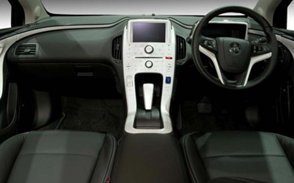 HOLDEN VOLT 2013 5-Door Hatchback