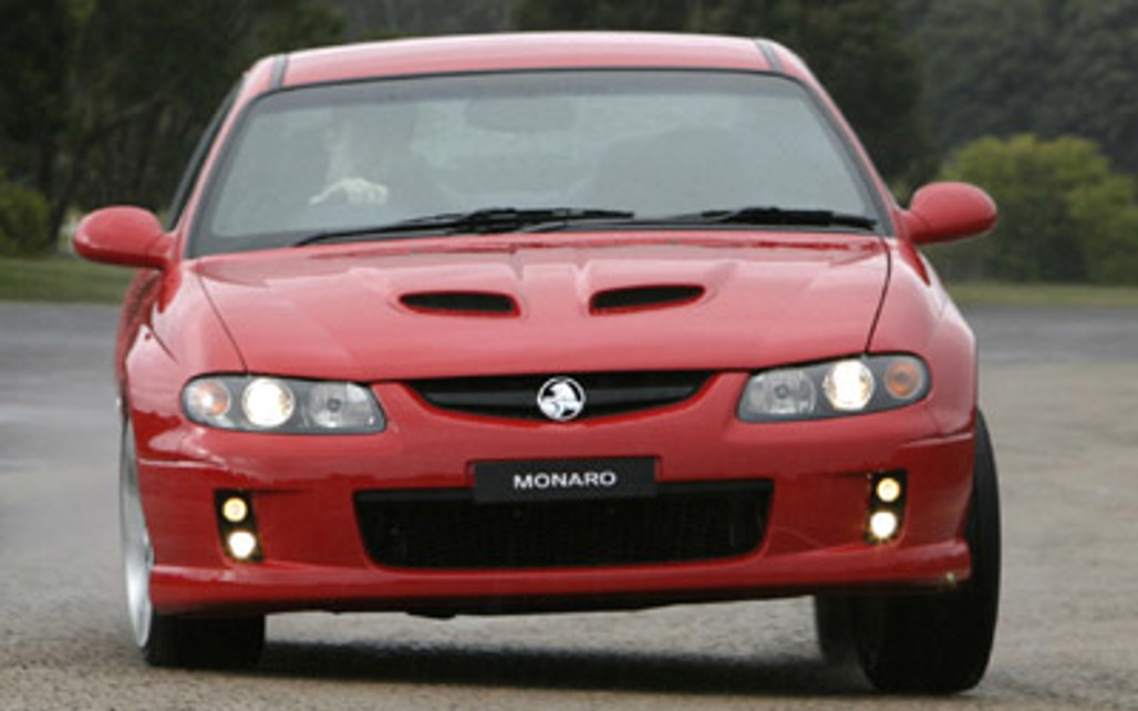 HOLDEN MONARO 2005 2-Door Sedan