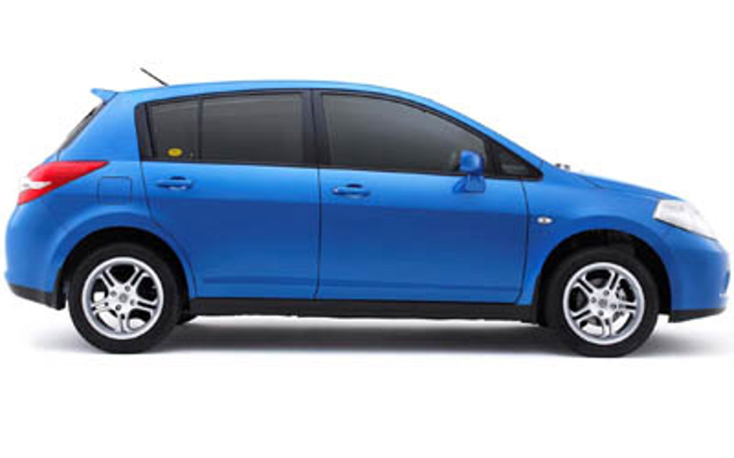 NISSAN TIIDA 2009 5-Door Hatchback  5HA SPORT_