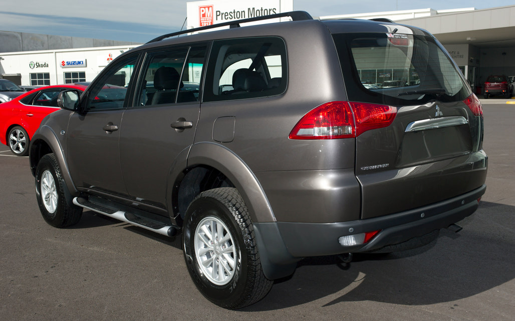 MITSUBISHI CHALLENGER 2013 5-Door SUV