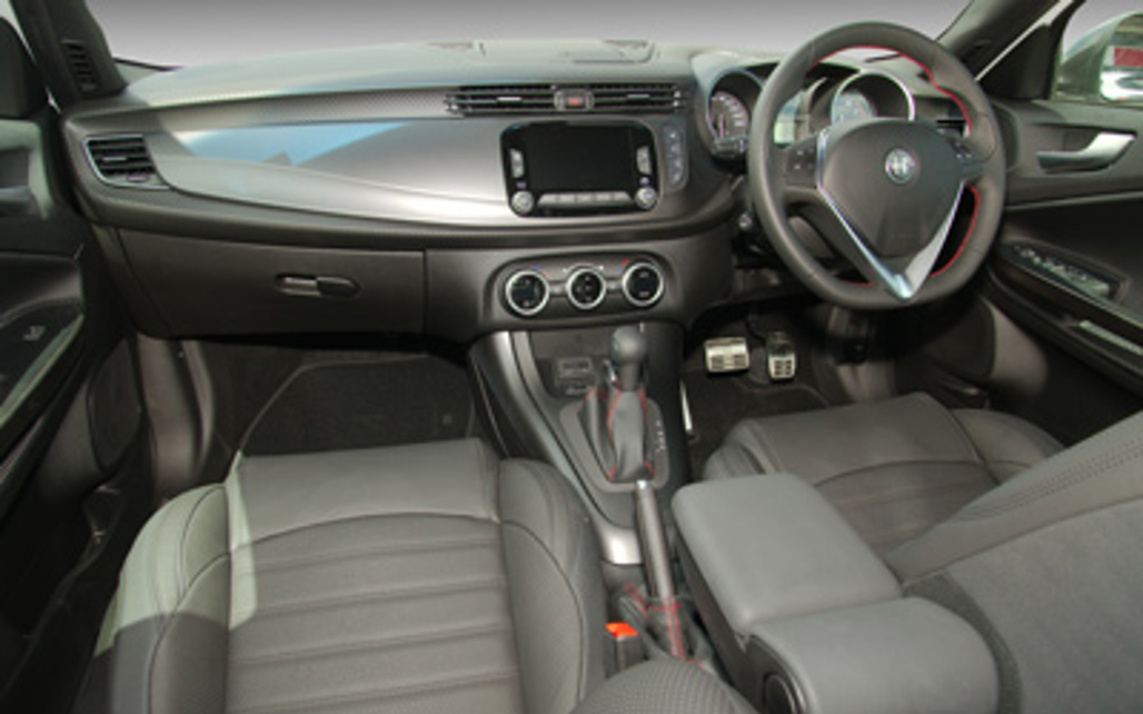 ALFA ROMEO GIULIETTA 2021 5-Door Hatchback