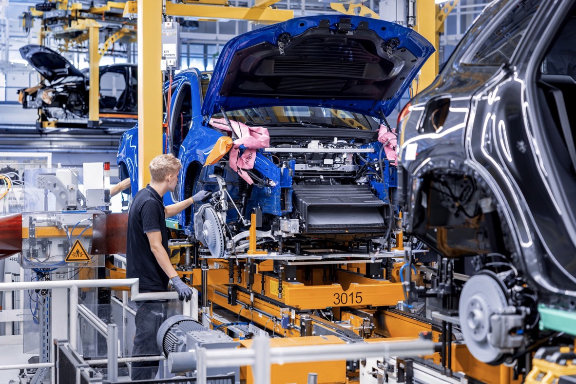 Mercedes-Benz GLC factory
