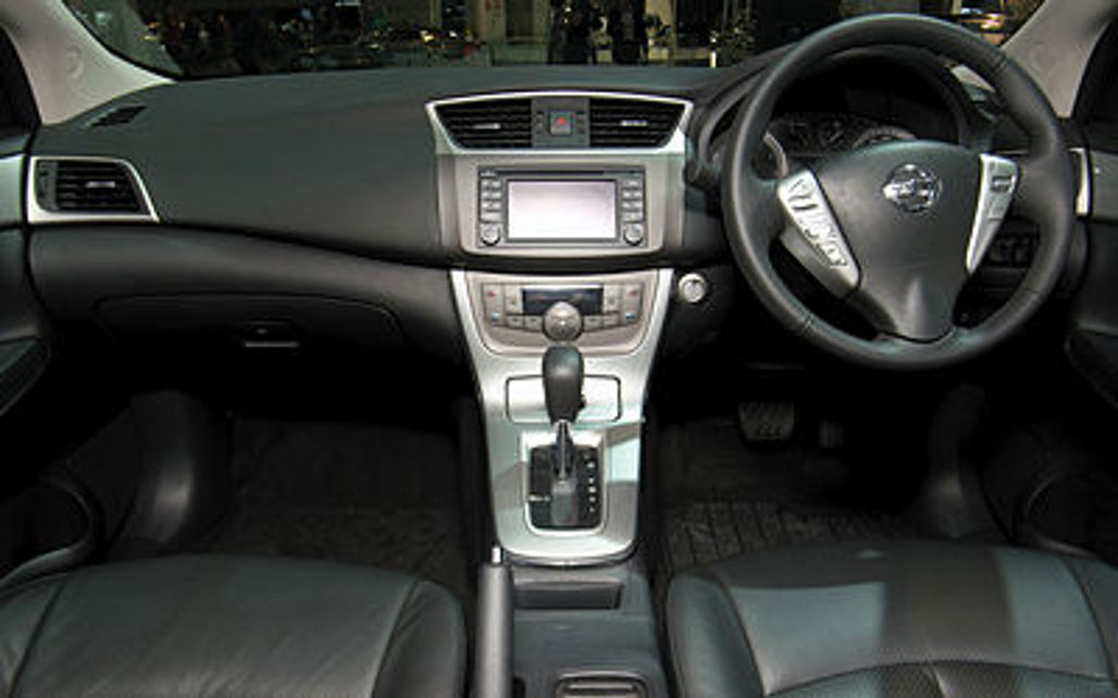NISSAN PULSAR 2013 4-Door Sedan  4SA TI_