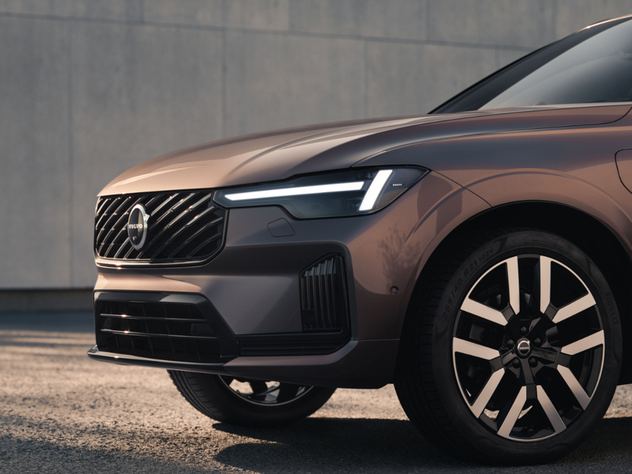 Volvo XC90.