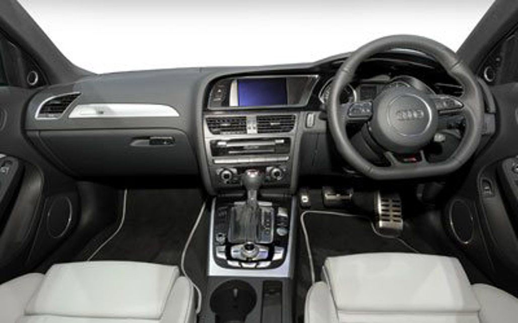 AUDI RS4 2015 5-Door Wagon