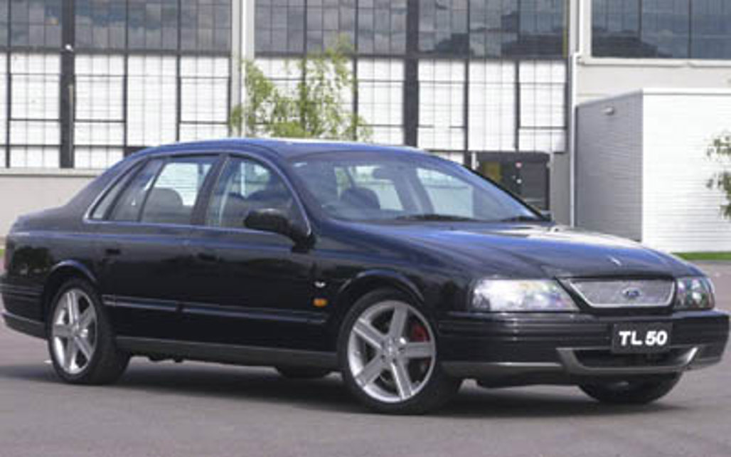 FORD T-SERIES 2001 4-Door Sedan  4SA 5.