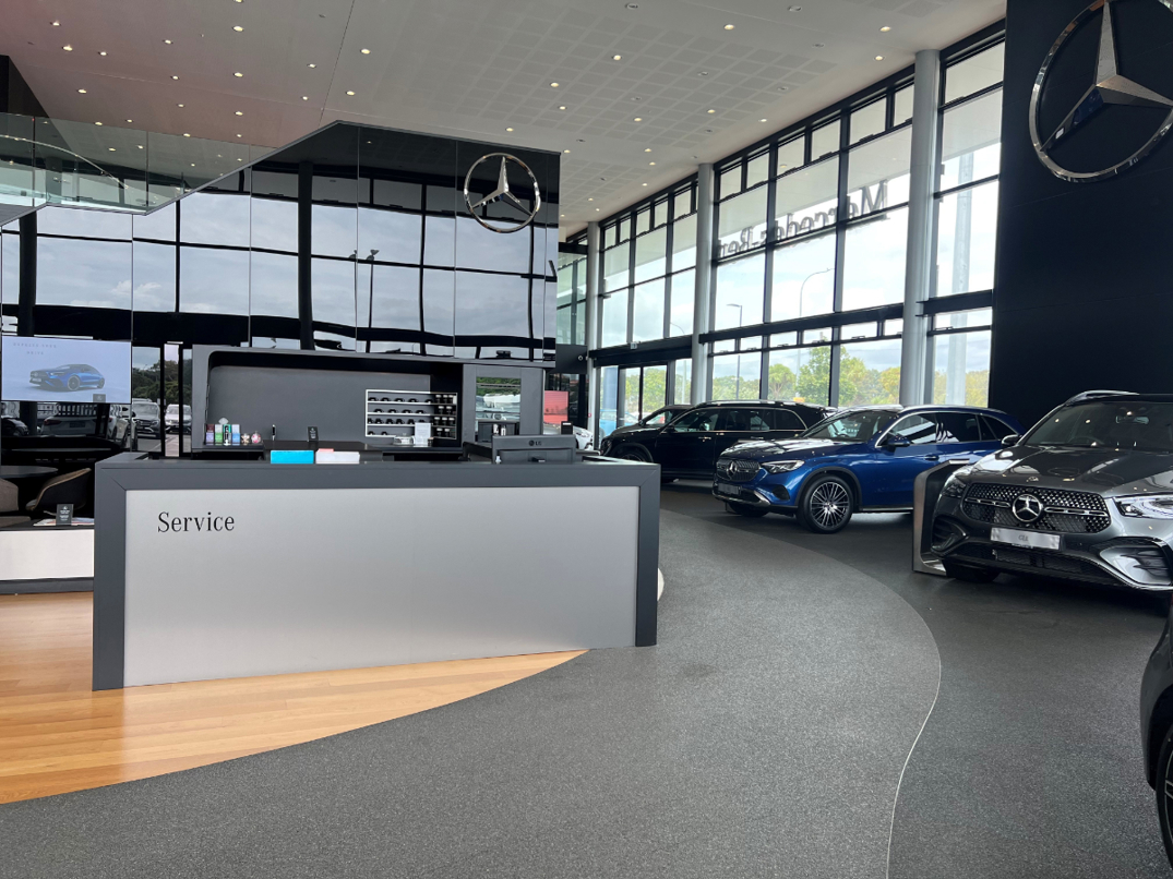 Mercedes-Benz North Shore.