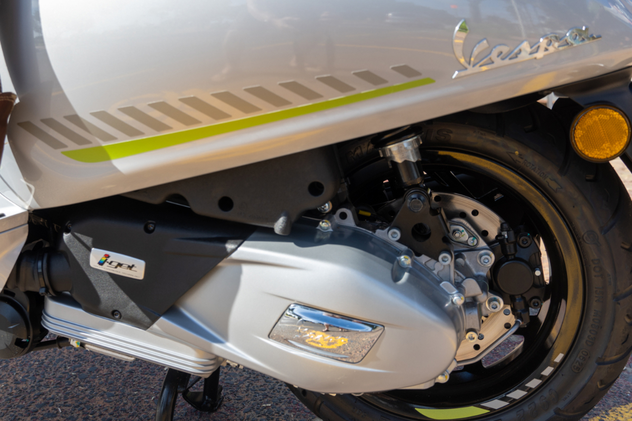 Vespa Sprint Tech 150.