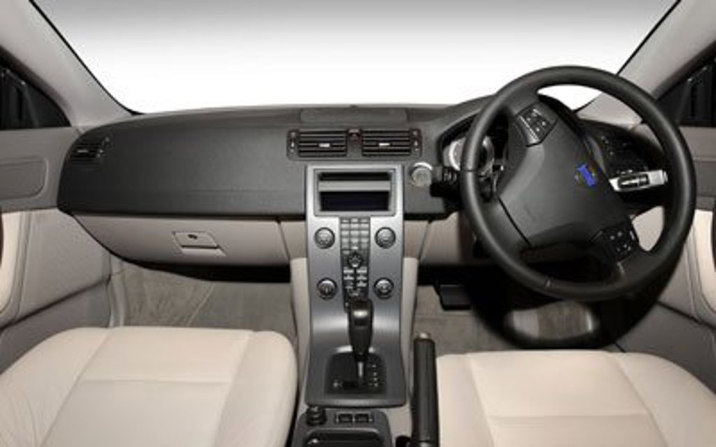 VOLVO C70 2012 2-Door Sports