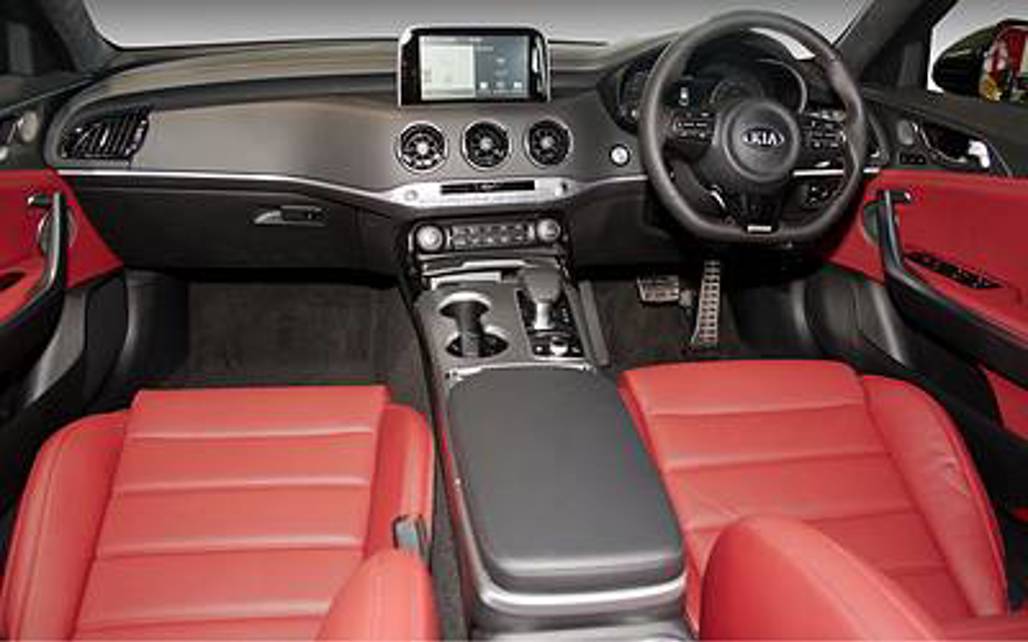 KIA STINGER 2021 5-Door Hatchback