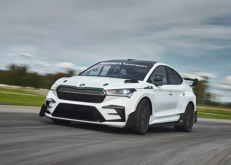 Skoda Enyaq RS Race concept