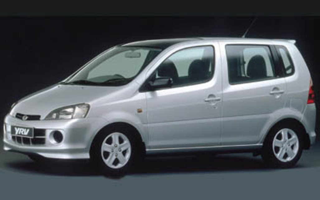 DAIHATSU YRV 2001 5-Door People Mover