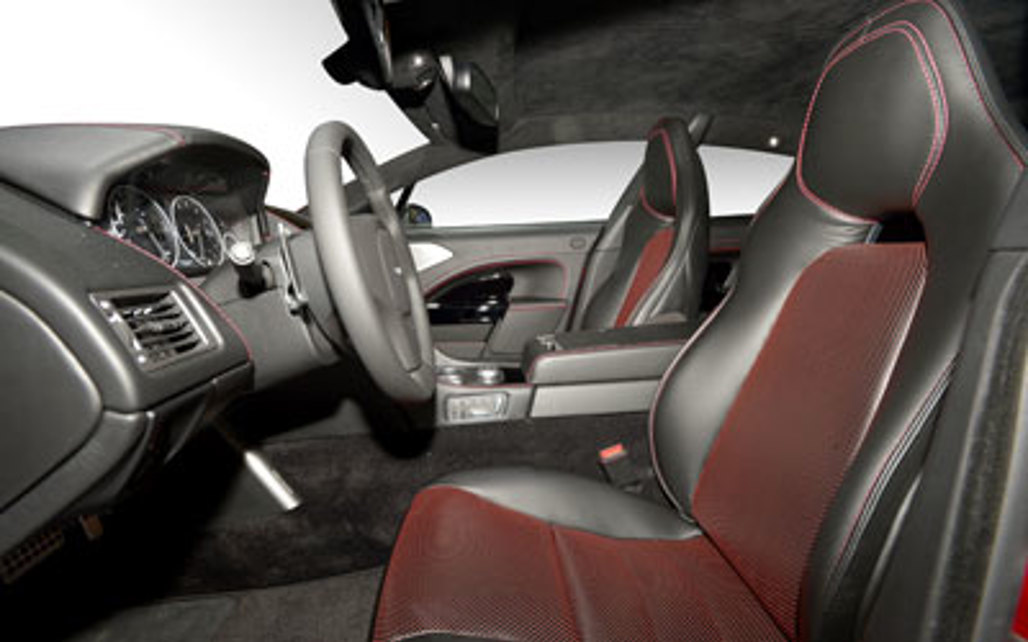 ASTON MARTIN RAPIDE 2016 5-Door Hatchback  5HA S_