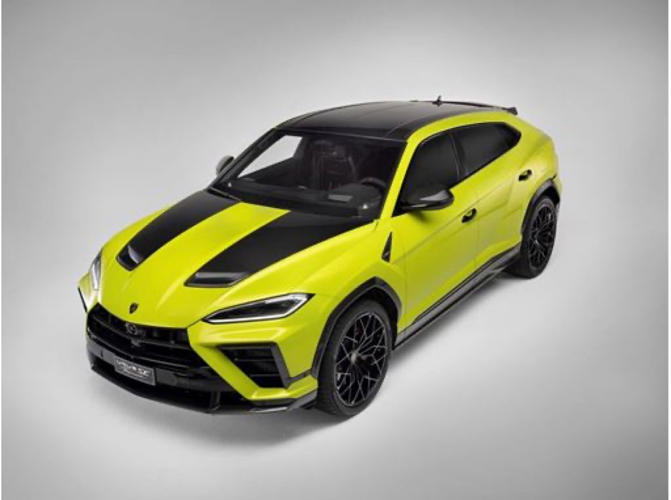 Lamborghini Urus SE Performante