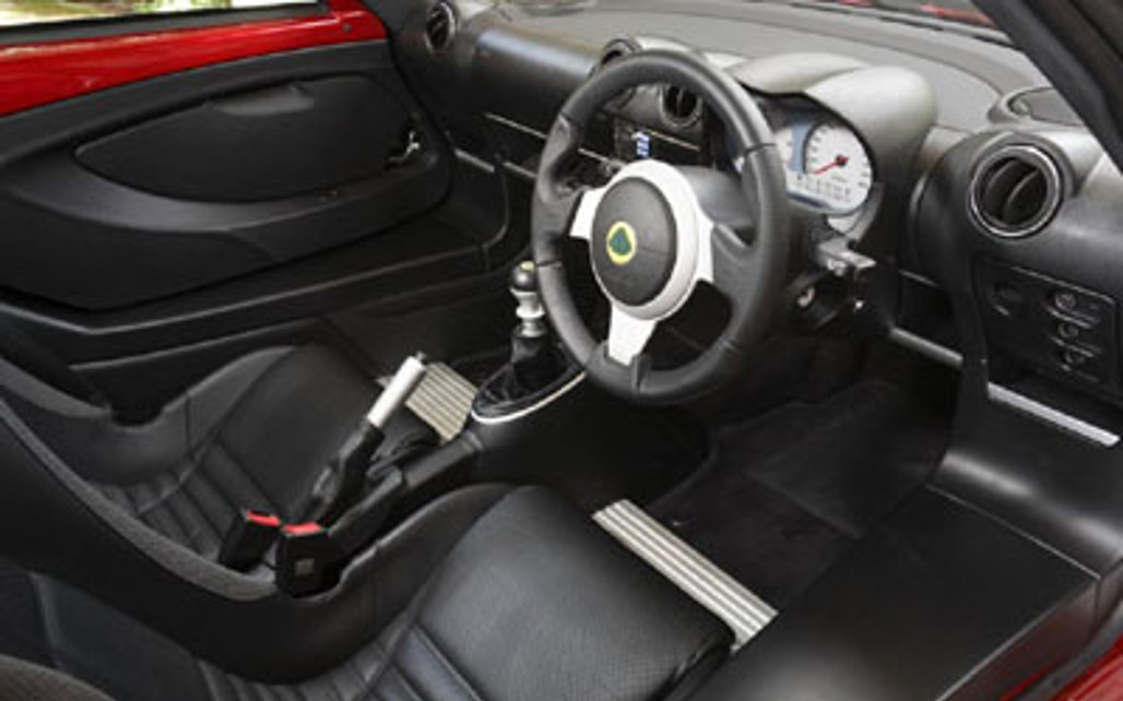 LOTUS EUROPA 2010 3-Door Sedan