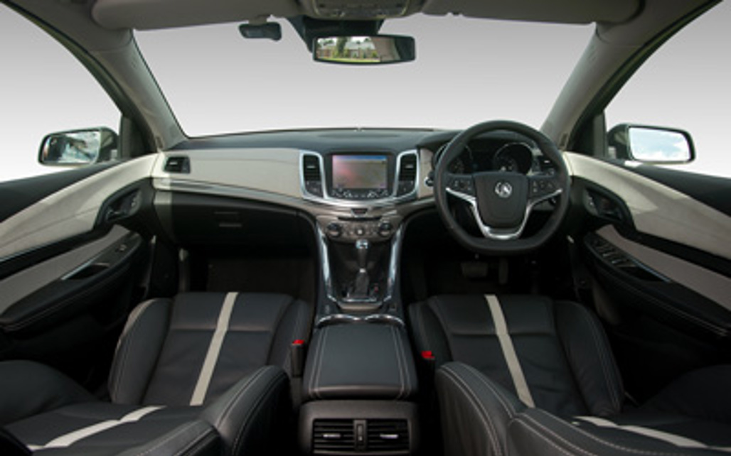 HOLDEN CAPRICE 2016 4-Door Sedan  4SA V_