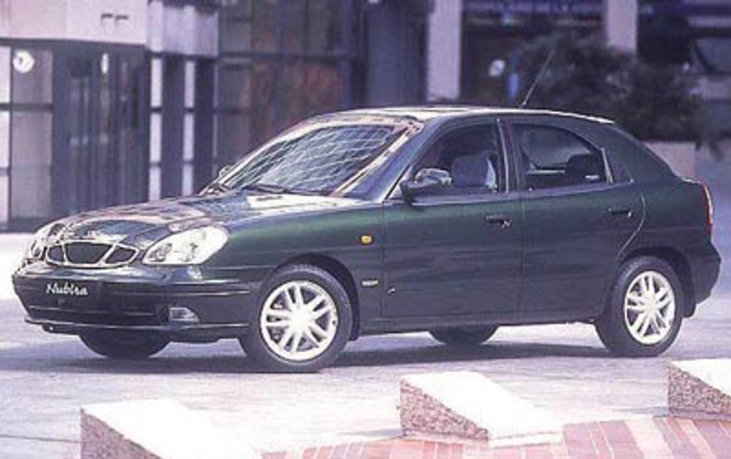 DAEWOO NUBIRA 2001 5-Door Hatchback