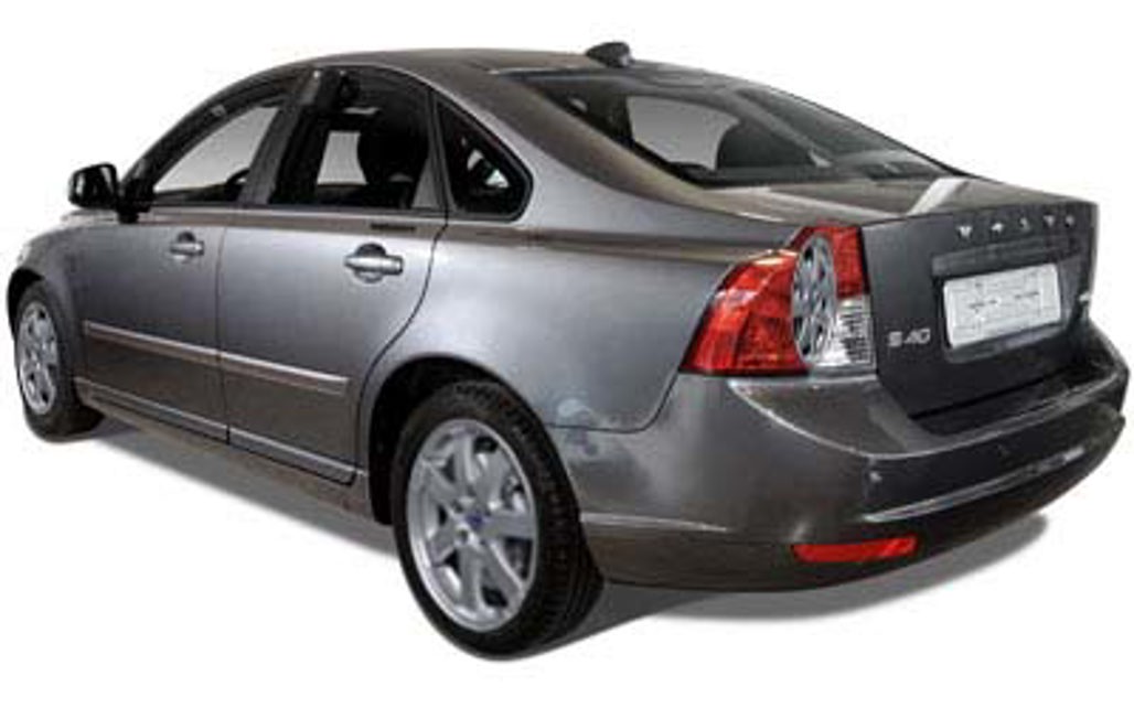 VOLVO S40 2012 4-Door Sedan