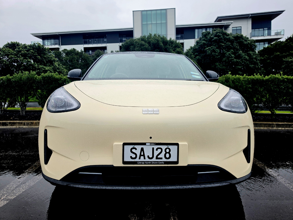 Geely EX2 Inspire.